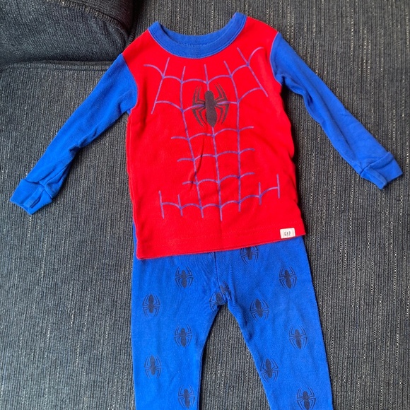 Baby gap pyjamas 12-18m - Picture 1 of 5